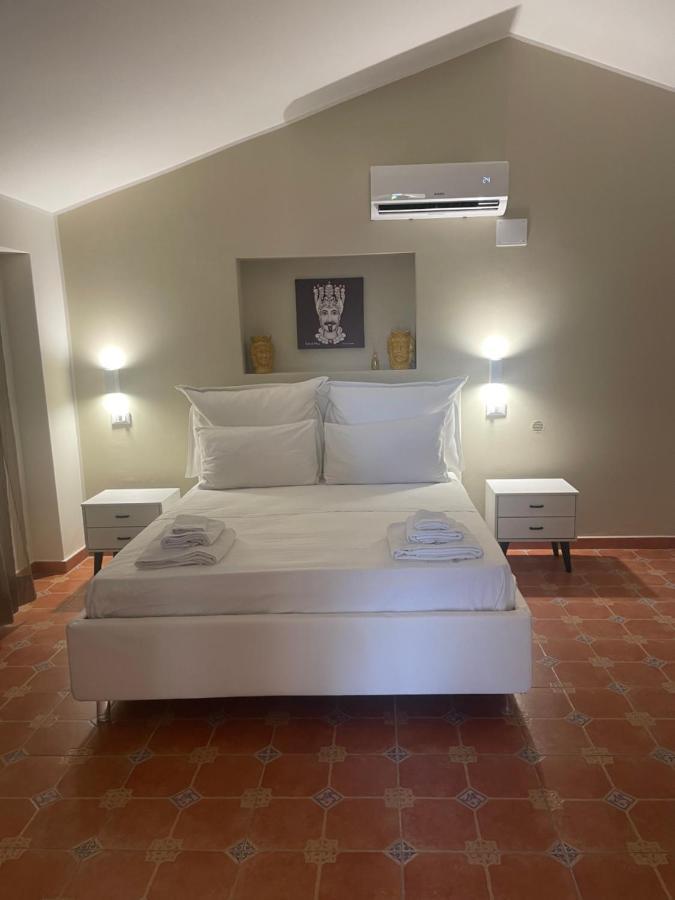 I 3 Mori Bed and Breakfast Barcellona-Pozzo di Gotto Εξωτερικό φωτογραφία